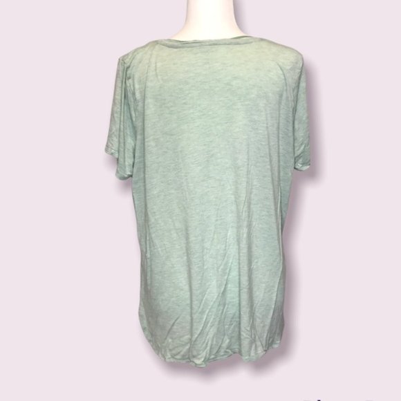 Joe Fresh Pocket Tee Plus 1X - Picture 2 of 6